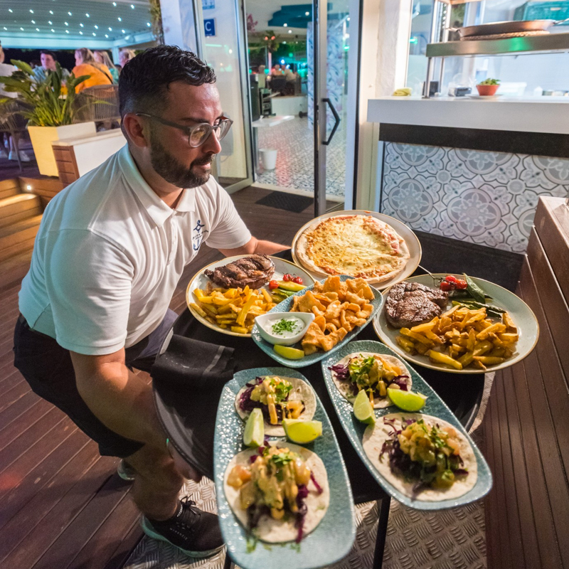 Barbuda beach bar - Magaluf 2025