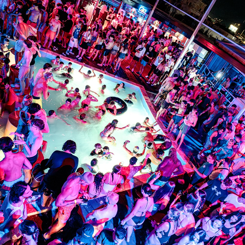 Foam Party - Image 11