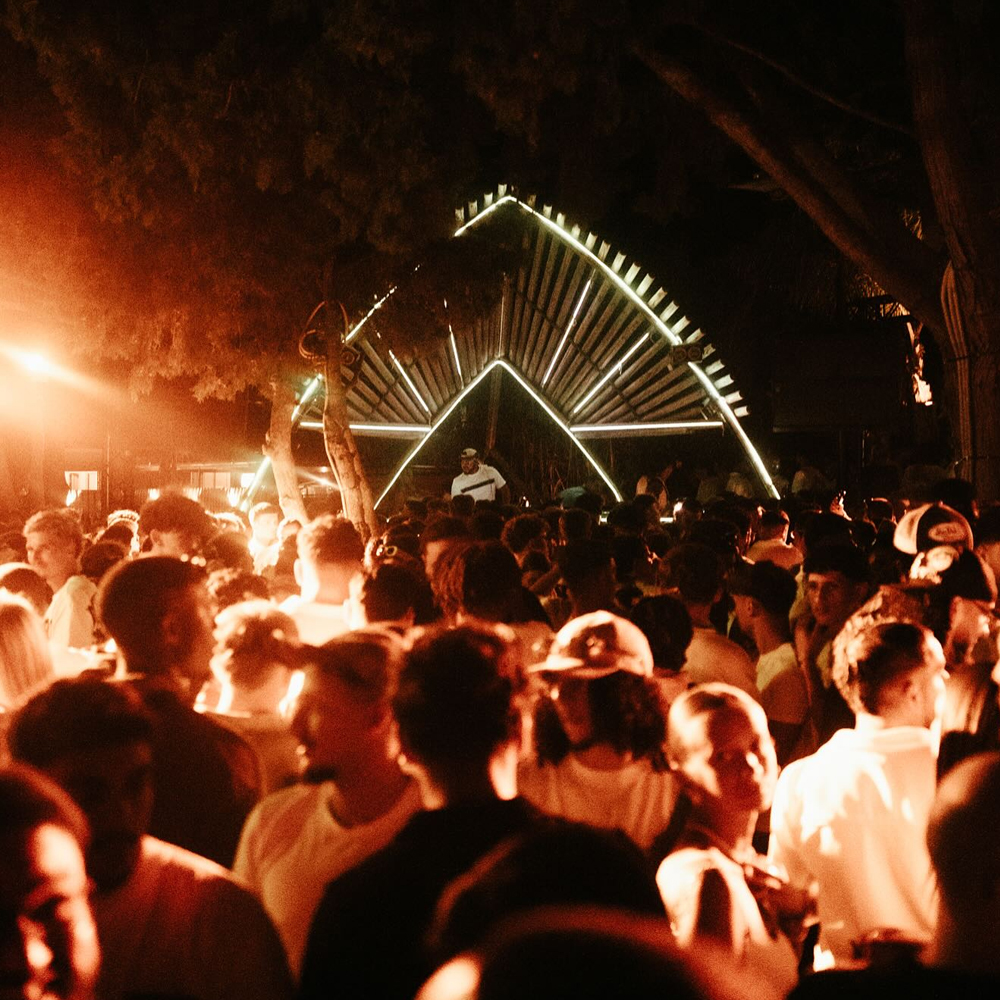 White Party - Image 2